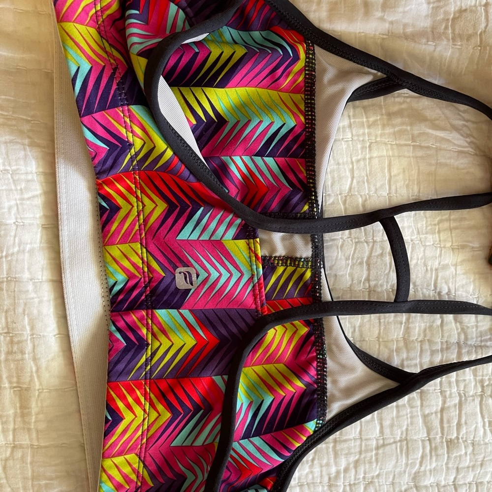Colorful Fabletics Bra size Small - Picture 2 of 3